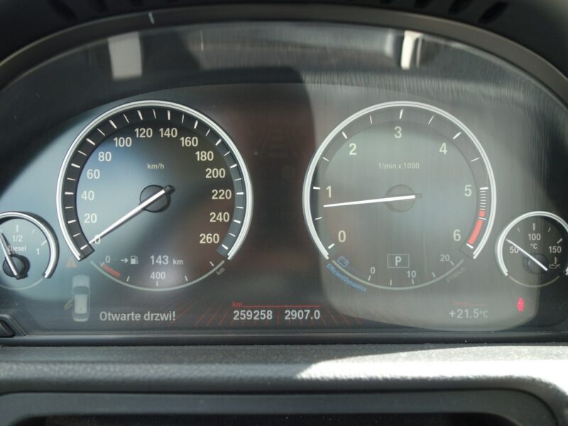 BMW 530 BMW 530 xDrive GT F10 (2009-2017)