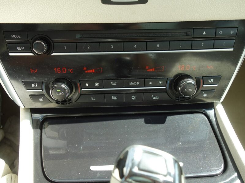 BMW 530 BMW 530 xDrive GT F10 (2009-2017)