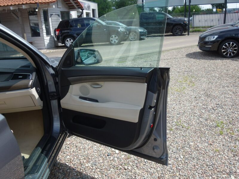 BMW 530 BMW 530 xDrive GT F10 (2009-2017)