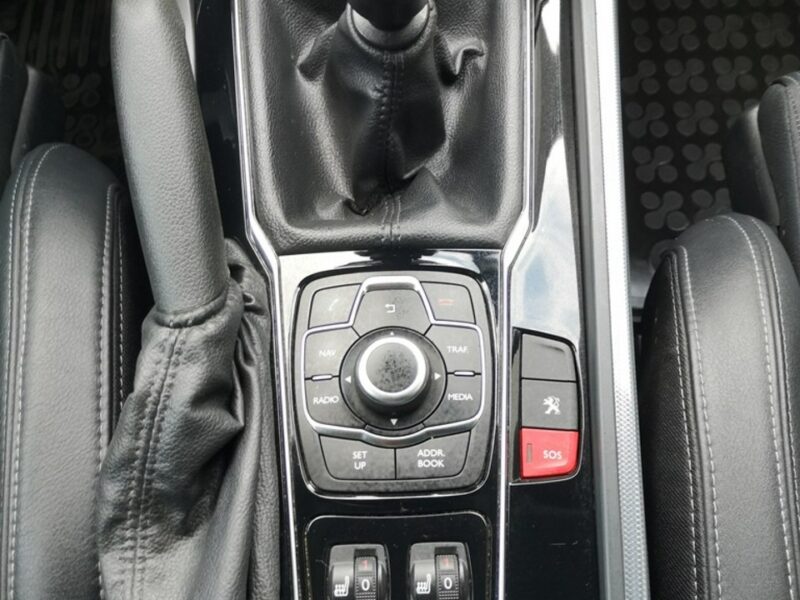 Peugeot 508 2.0HDI 140KM Klimatronik Navi Solar ALU 17 Ledy Serwis Gwarancja I (2010-2018)