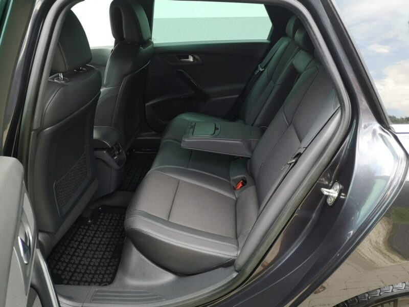Peugeot 508 2.0HDI 140KM Klimatronik Navi Solar ALU 17 Ledy Serwis Gwarancja I (2010-2018)
