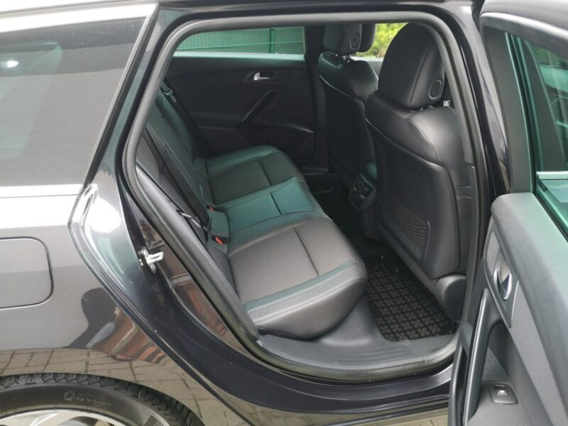 Peugeot 508 2.0HDI 140KM Klimatronik Navi Solar ALU 17 Ledy Serwis Gwarancja I (2010-2018)
