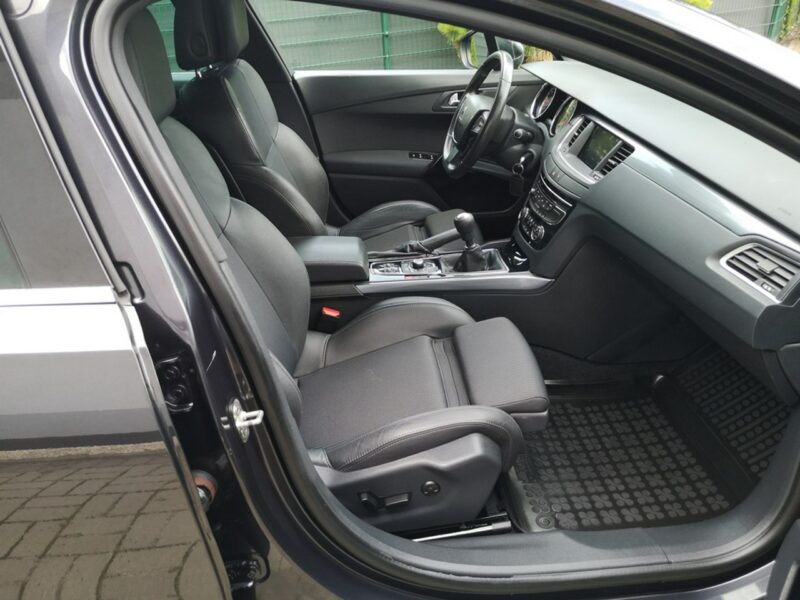 Peugeot 508 2.0HDI 140KM Klimatronik Navi Solar ALU 17 Ledy Serwis Gwarancja I (2010-2018)