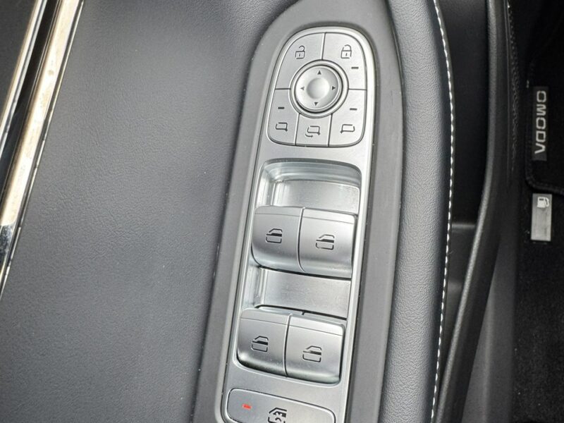 OMODA 5 Comfort 1.6 TDGT 147KM automat AT7 II (2010-)