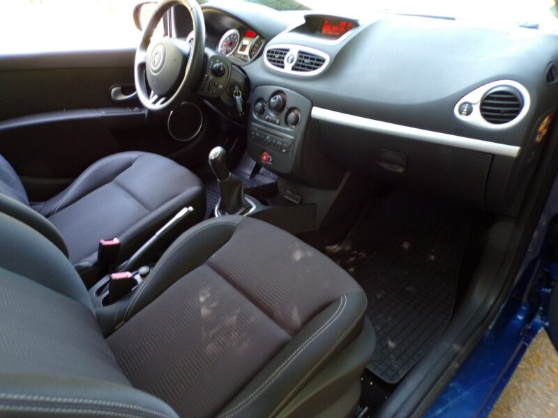 Renault Clio Klimatyzacja /I właść /Gwarancja /1,2 /74KM/2010 III (2005-2012)