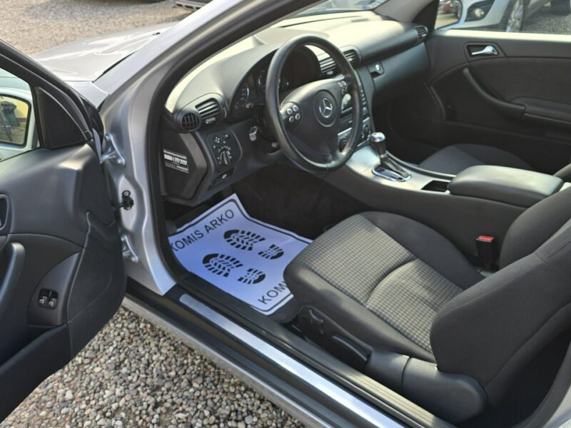 Mercedes C 160 Panorama Automat W203 (2000-2007)