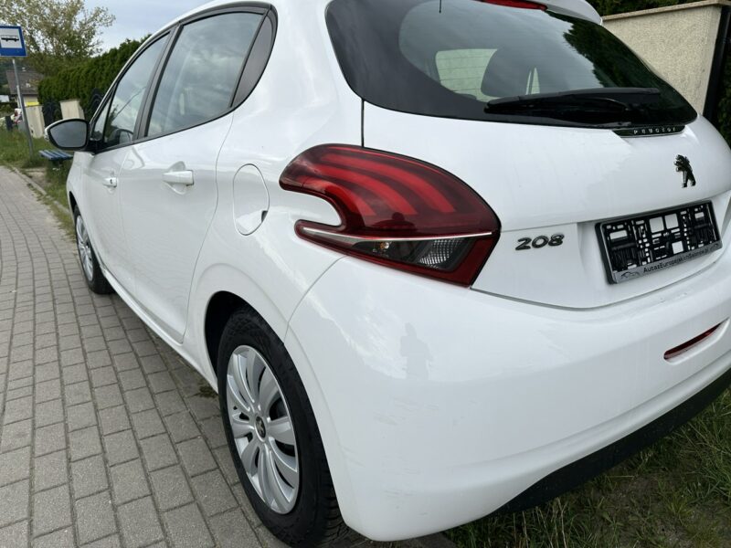 Peugeot 208 Benzyna, tempomat, radio dotykowe ,nawigacja, isofix, ESP, import I (2012-2019)