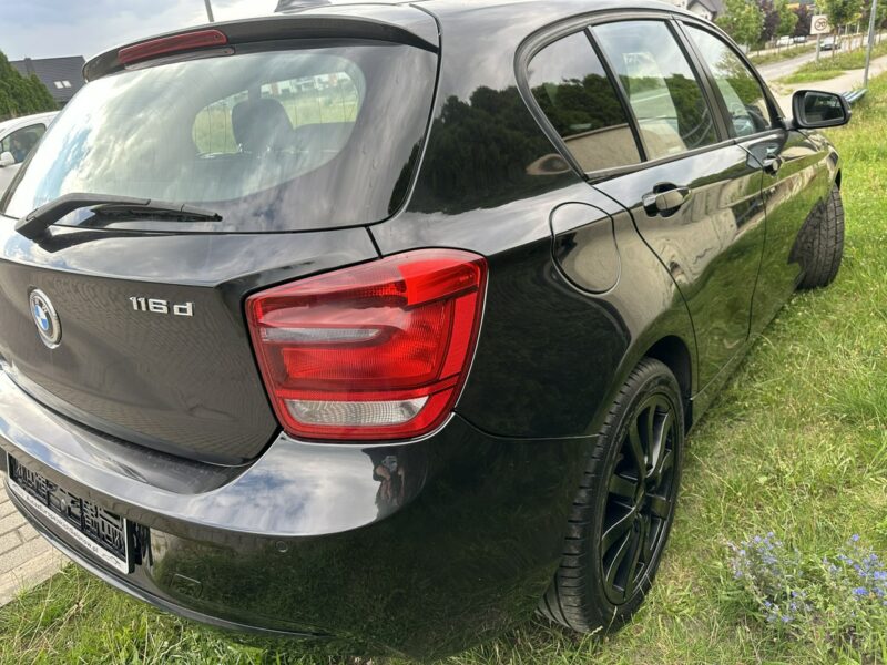 BMW 116 Klimatronik/Podgrzewane fotele/Czujniki P/T/Biksenony/Isofix/z Niemiec F20 (2011-)
