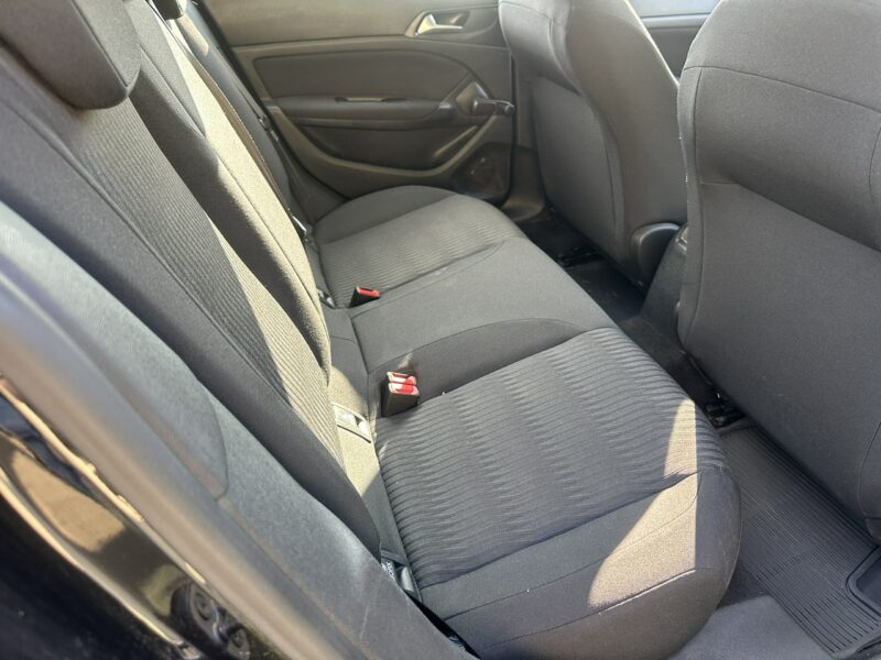 Peugeot 308 Benzyna, tempomat, LED światła dzienne, klimatyzacja, isofix, import T9 (2014-2021)