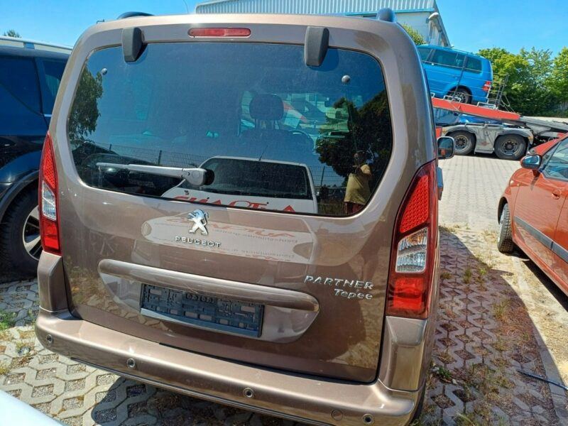 Peugeot Partner Peugeot Partner Tepee 100 Family Model 2013 II (2008-)