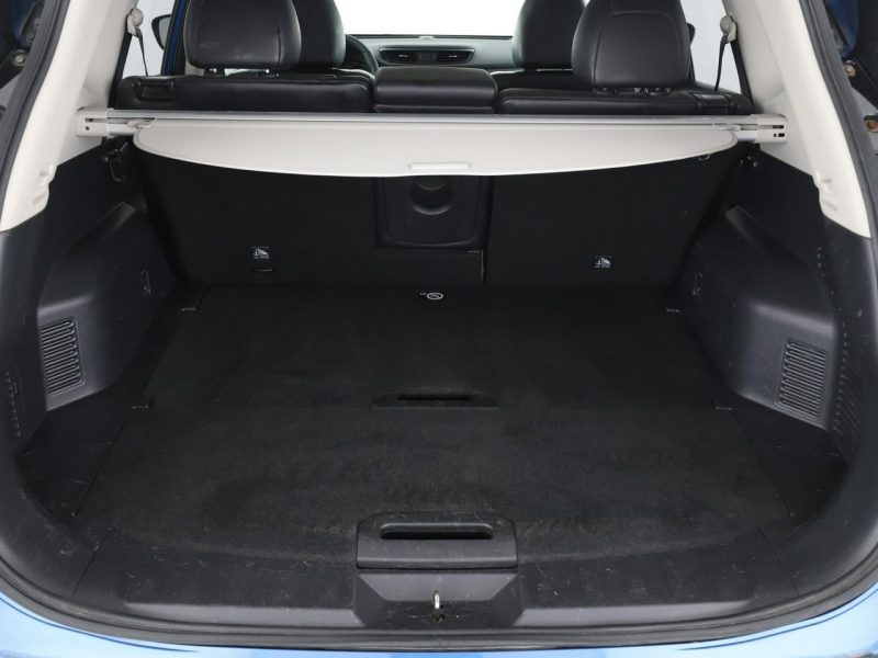 Nissan X-Trail Tekna 177KM 4x4 automat skóra panorama navi kamera grzane fotele hak t III (2014-2021)