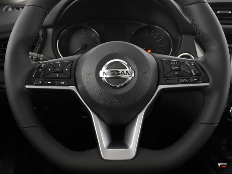 Nissan X-Trail Tekna 177KM 4x4 automat skóra panorama navi kamera grzane fotele hak t III (2014-2021)