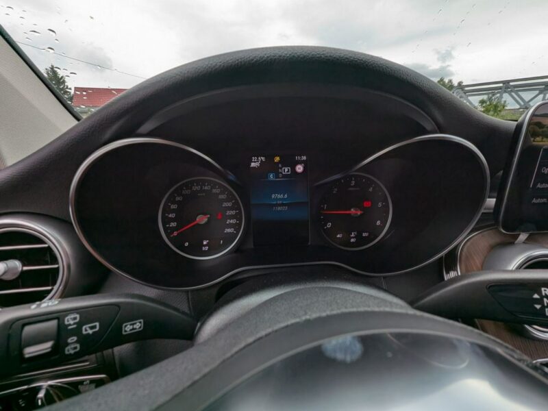 Mercedes GLC 200 Roczna Gwarancja. 4Matic, kamera cofania