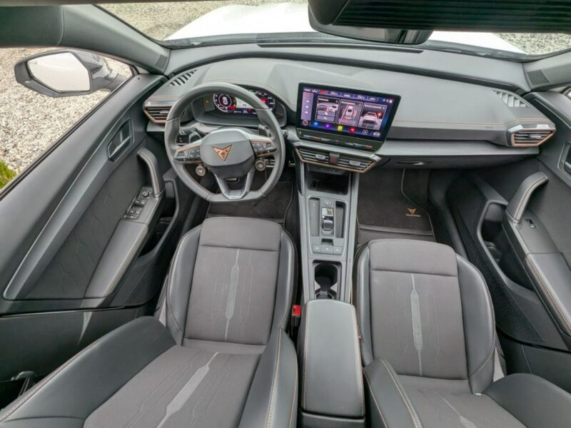 Cupra Formentor 310 KM, 4x4, ambiente