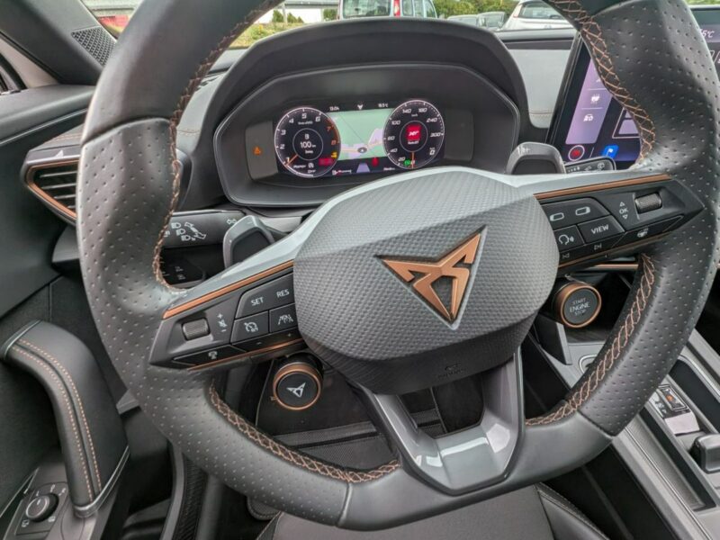 Cupra Formentor 310 KM, 4x4, ambiente
