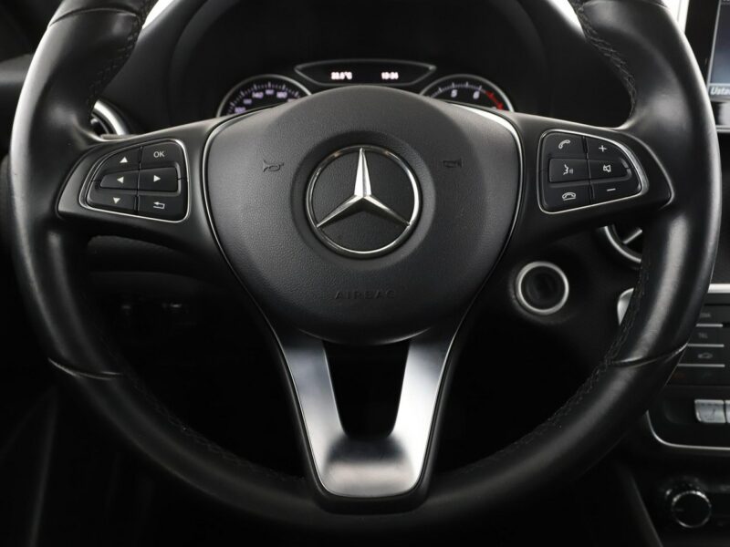 Mercedes A 180 GRATIS! Pakiet Serwisowy o wartości 600 zł! W176 (2012-)