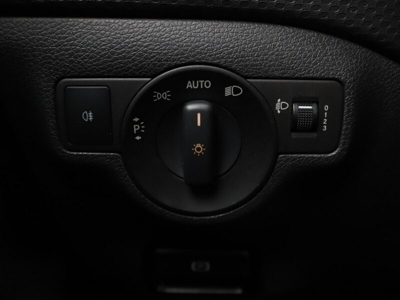 Mercedes A 180 GRATIS! Pakiet Serwisowy o wartości 600 zł! W176 (2012-)