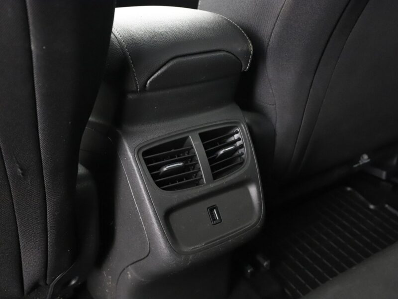 Opel Grandland X Lounge automat panorama grzane fotele+kier. PDC navi półskóra tempomat