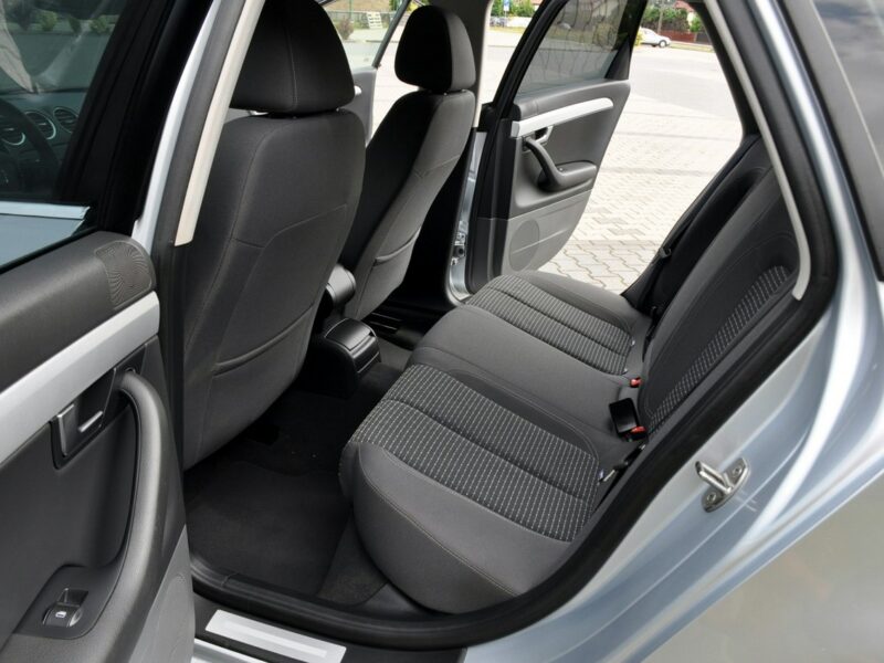 Seat Exeo 2.0TDI(143KM)*CR*Klimatronik*Reling*I Właściciel*Parktronik*Alu17"ASO I (2008-)