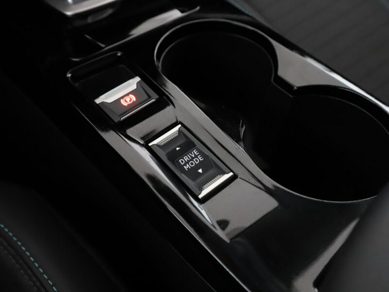 Peugeot 208 Allure automat navi PDC head-up klima-auto tempomat Bluetooth LED półs II (2019 -)