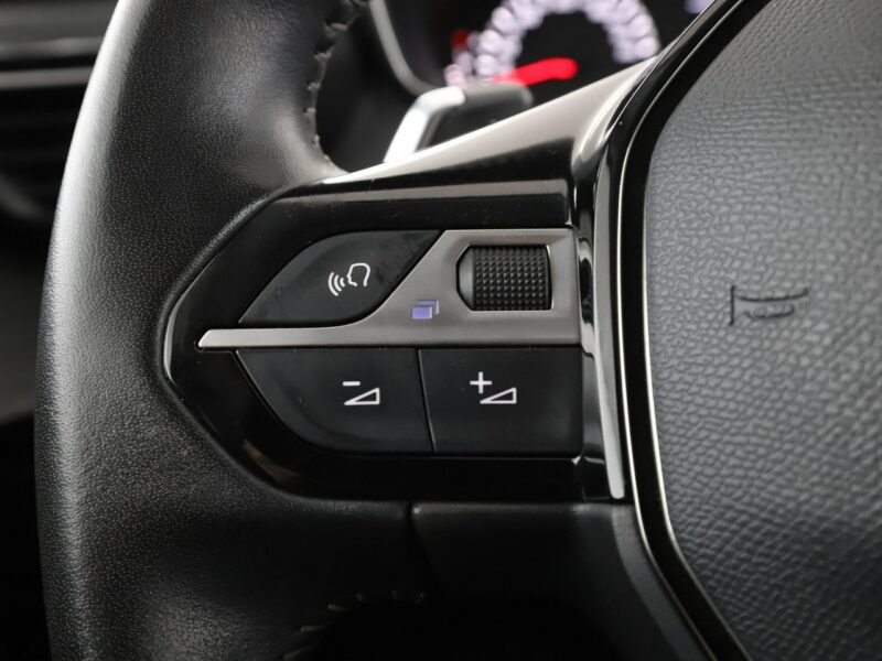 Peugeot 208 Allure automat navi PDC head-up klima-auto tempomat Bluetooth LED półs II (2019 -)