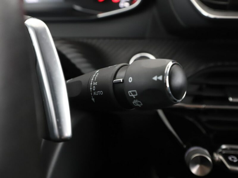 Peugeot 208 Allure automat navi PDC head-up klima-auto tempomat Bluetooth LED półs II (2019 -)