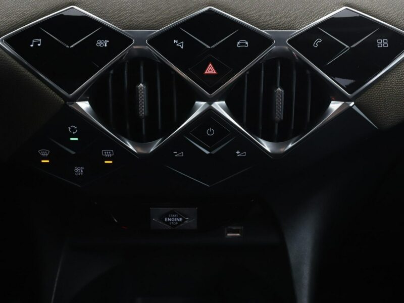 DS Automobiles DS 3 Crossback GRATIS! Pakiet Serwisowy o wartości 1500 zł!