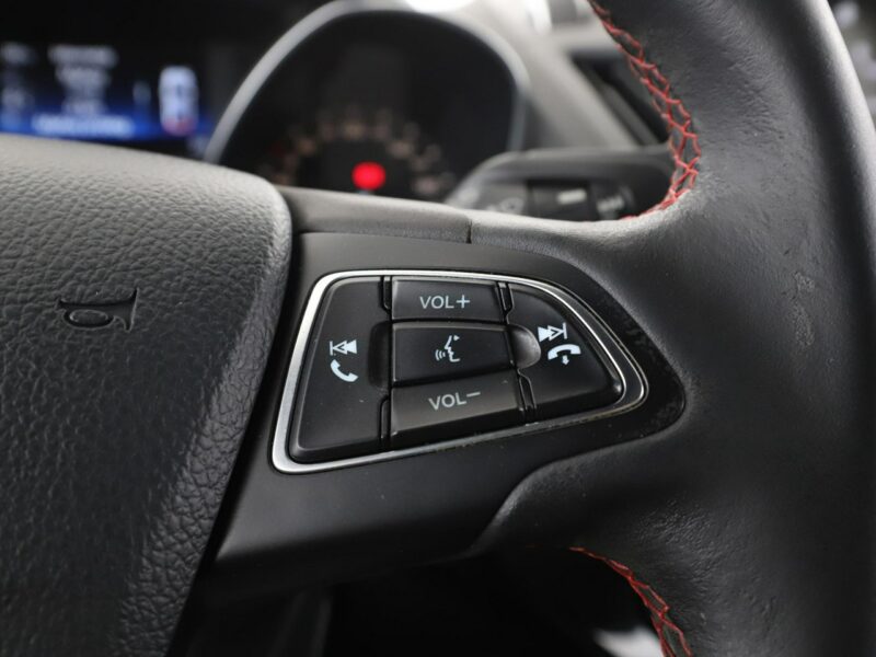 Ford Kuga GRATIS! Pakiet Serwisowy o wartości 1500 zł! II (2012-)