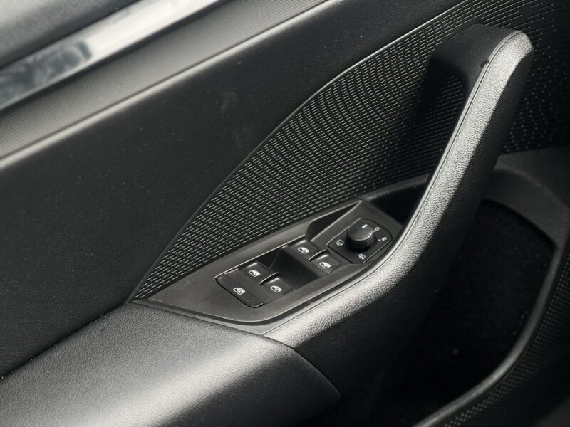 Škoda Octavia Salon Polska Poleasingowy I właściciel Serwis ASO VAT 23% Bezwypadkowy IV (2020-)