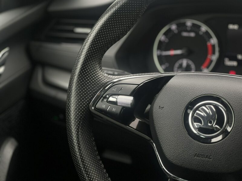 Škoda Octavia Salon Polska Poleasingowy I właściciel Serwis ASO VAT 23% Bezwypadkowy IV (2020-)