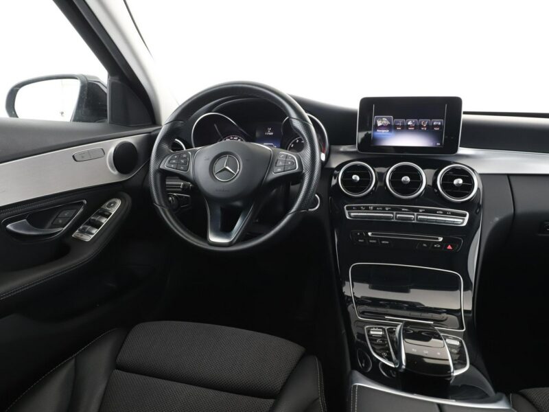Mercedes C 180 automat full LED navi el. sterowane i grzane fotele klima auto W205 (2014-2021)