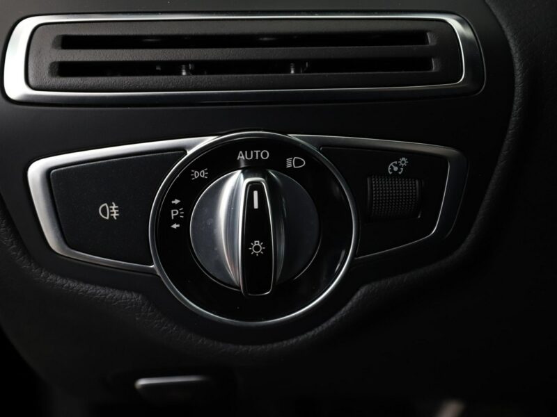 Mercedes C 180 automat full LED navi el. sterowane i grzane fotele klima auto W205 (2014-2021)