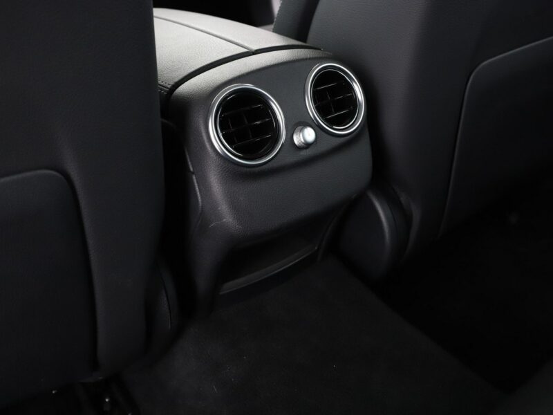 Mercedes C 180 automat full LED navi el. sterowane i grzane fotele klima auto W205 (2014-2021)