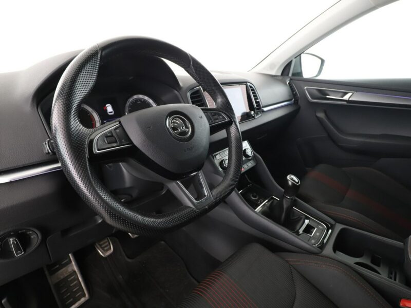 Škoda Karoq GRATIS! Pakiet Serwisowy o wartości 2200 zł!