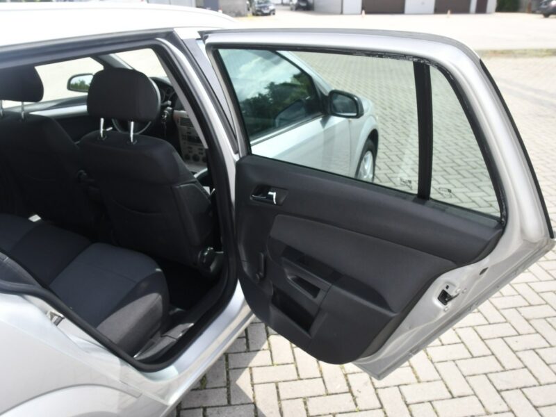 Opel Astra 1,6Benz Klimatronic-Sprawny.Tempomat.EL.szyby.Centralka,Hak.OKAZJA H (2004-2014)
