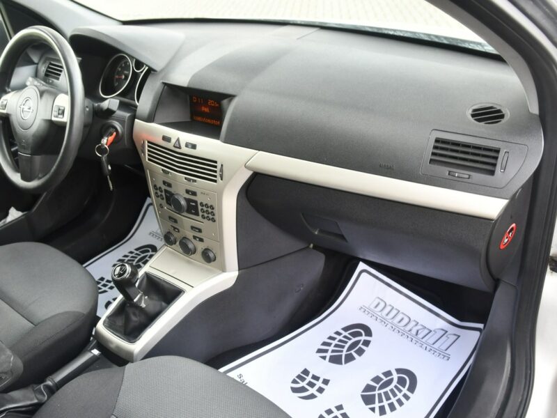 Opel Astra 1,6Benz Klimatronic-Sprawny.Tempomat.EL.szyby.Centralka,Hak.OKAZJA H (2004-2014)