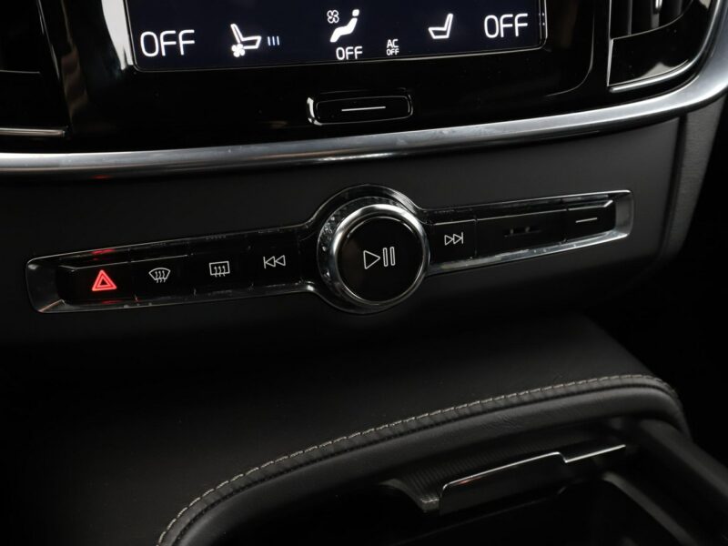 Volvo V90 GRATIS! Pakiet Serwisowy o wartości 600 zł!