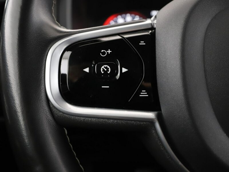 Volvo V90 GRATIS! Pakiet Serwisowy o wartości 600 zł!