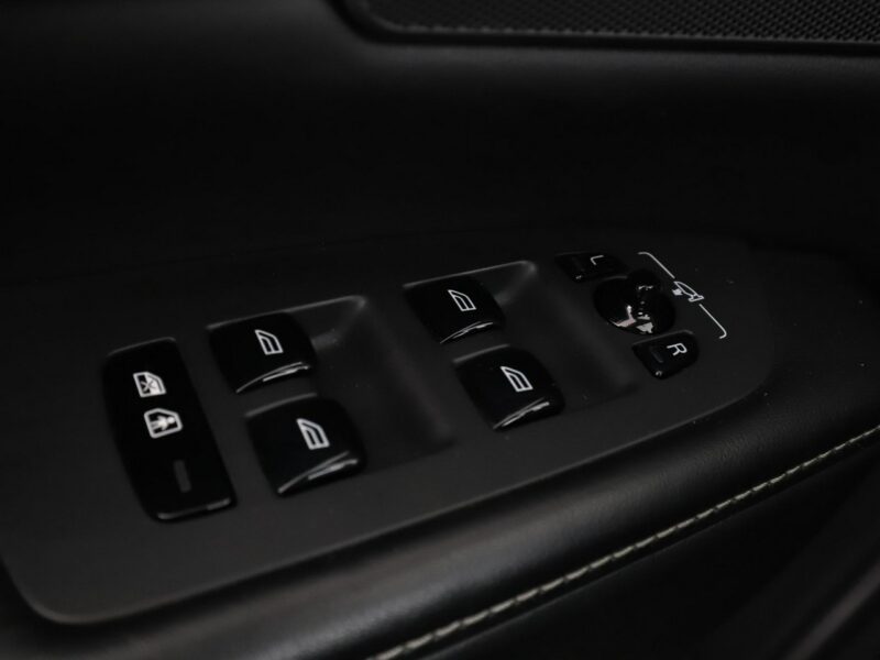 Volvo V90 GRATIS! Pakiet Serwisowy o wartości 600 zł!