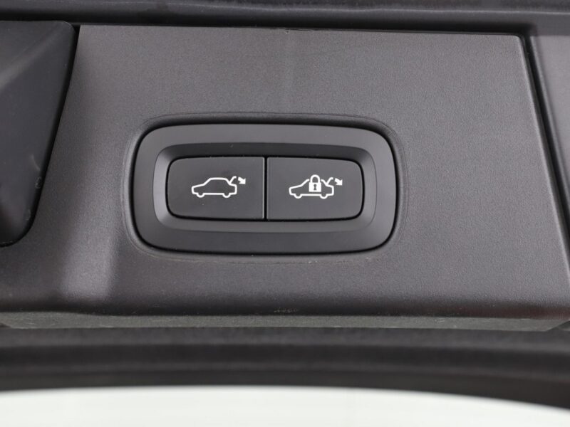 Volvo V90 GRATIS! Pakiet Serwisowy o wartości 600 zł!