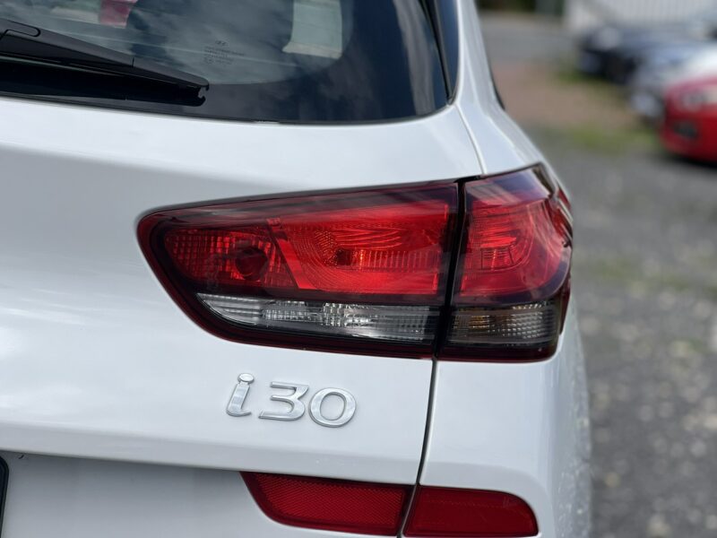 Hyundai i30 Salon Polska Poleasingowy I właściciel Serwis ASO VAT 23% Bezwypadkowy III (2017-)