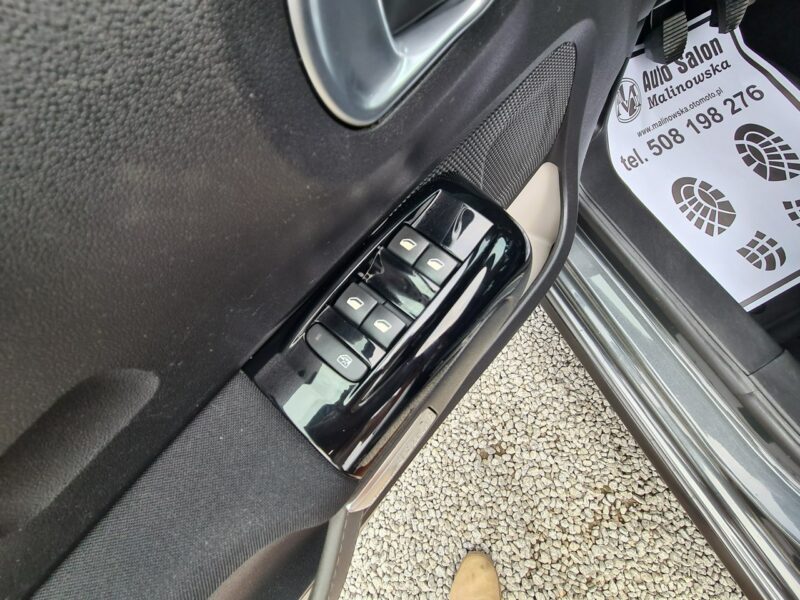 Citroen C3 Navi PDC Klimatronik Led Grzane Fotele Asystent Pasa Tempomat Alu III (2016-)