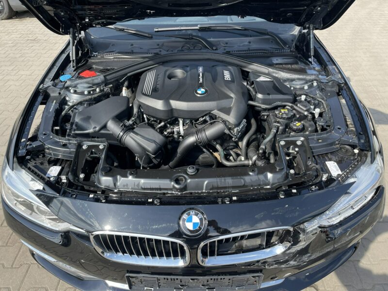 BMW 330 Sport Automat Skóra Podgrzewanie Pamieć ustaw. 245KM F30 (2012-)