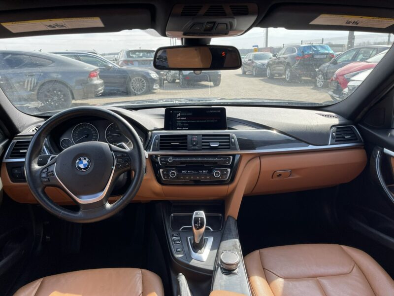 BMW 330 Sport Automat Skóra Podgrzewanie Pamieć ustaw. 245KM F30 (2012-)