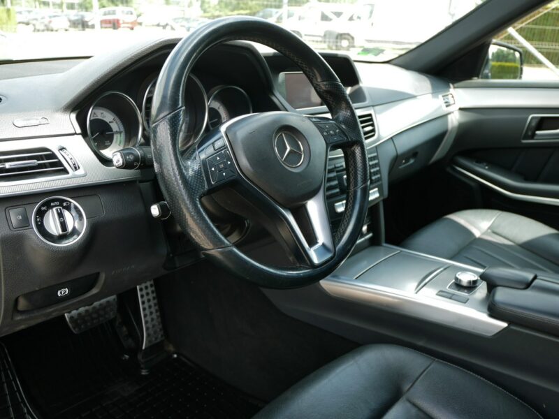 Mercedes E 300 2.15D BTec Hybrid 231KM [Eu5] Sedan -Automat -Skóra -Navi -Full LED W212 (2009-)