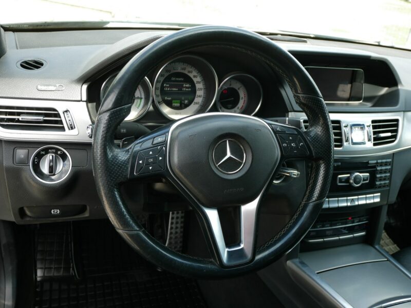 Mercedes E 300 2.15D BTec Hybrid 231KM [Eu5] Sedan -Automat -Skóra -Navi -Full LED W212 (2009-)