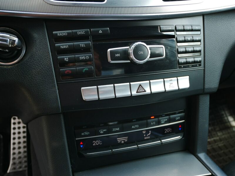 Mercedes E 300 2.15D BTec Hybrid 231KM [Eu5] Sedan -Automat -Skóra -Navi -Full LED W212 (2009-)