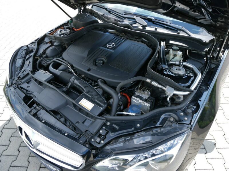 Mercedes E 300 2.15D BTec Hybrid 231KM [Eu5] Sedan -Automat -Skóra -Navi -Full LED W212 (2009-)