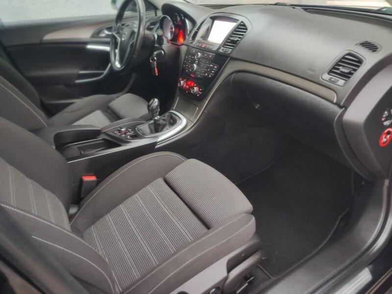 Opel Insignia serwis bogata opcja zadbana Gwarancja A (2008-2017)