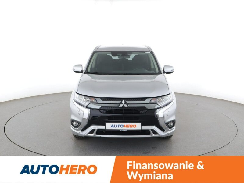 Mitsubishi Outlander PHEV Automat Klimatyzacja Podgrzewane fotele Kamera cofania Bluetooth III (2012-)